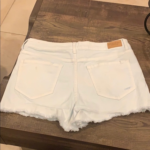 Aeropostale shorts - Picture 2 of 2